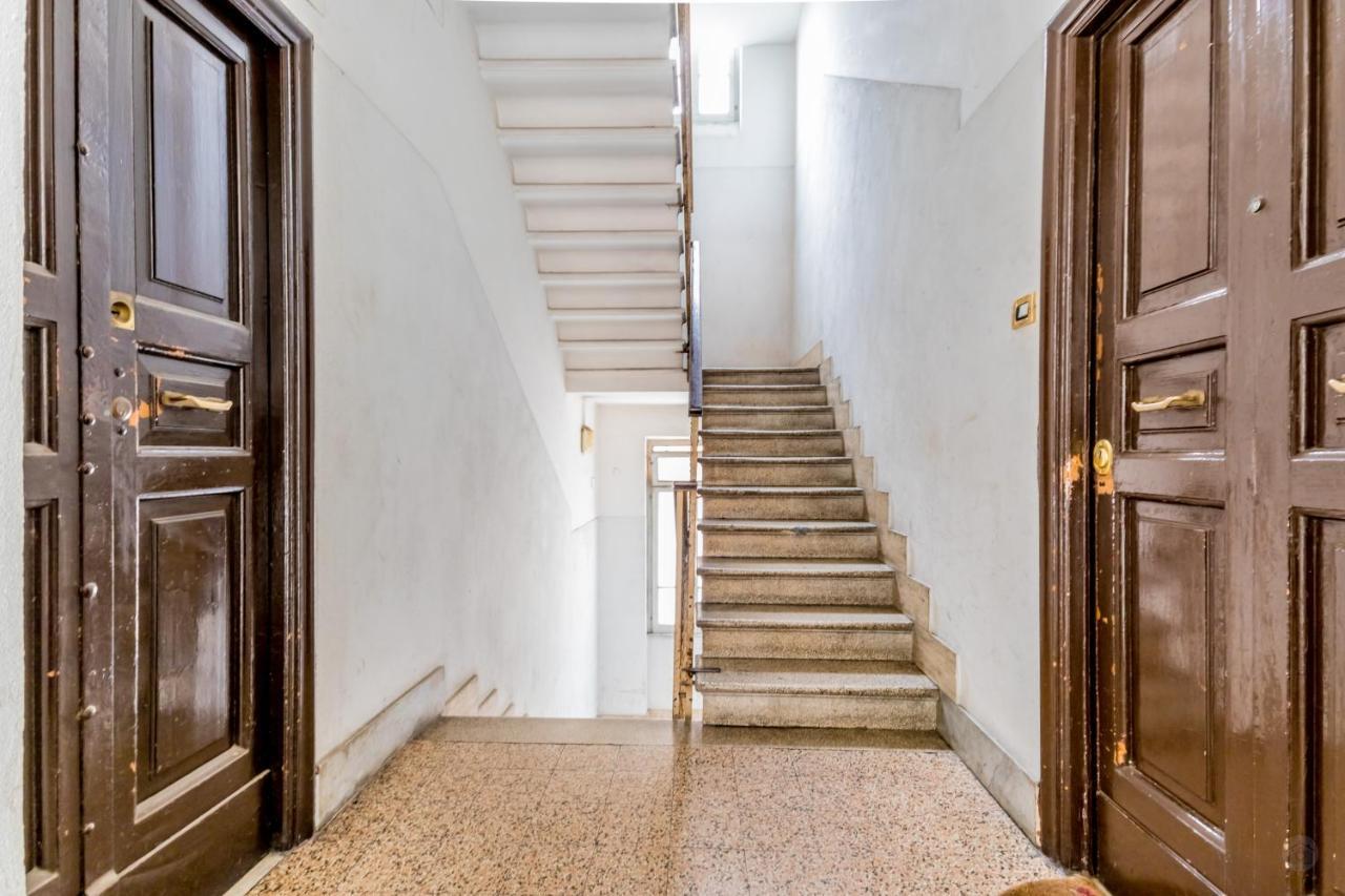 Apartment In Trastevere Rome Bagian luar foto